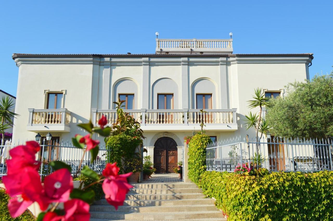 Hotel Villa Cerelis Diamante Eksteriør billede